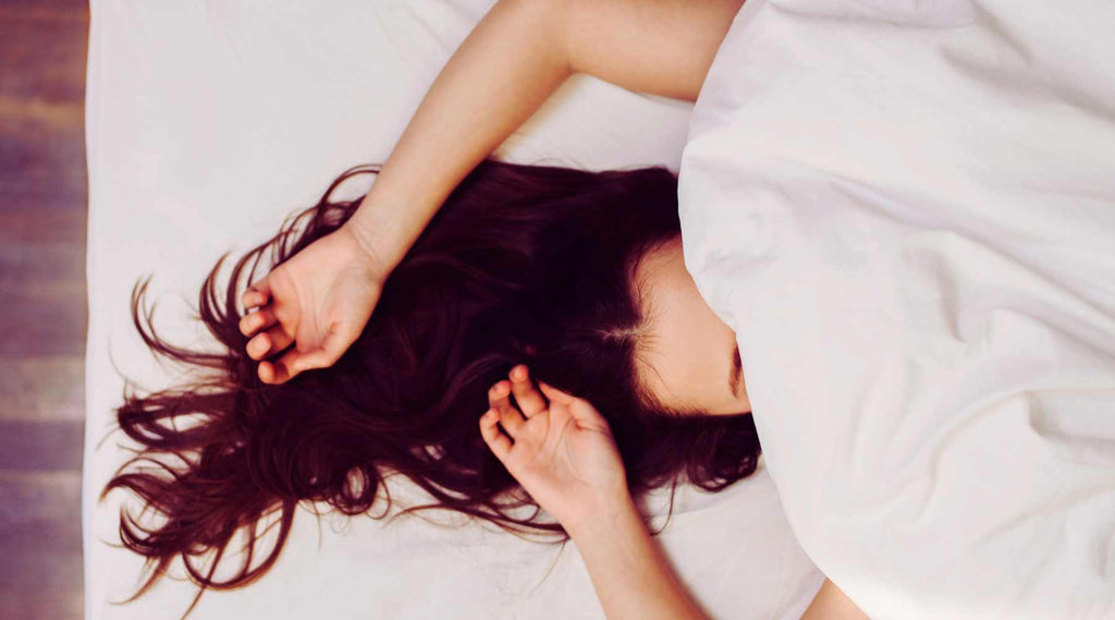 Which Is Better: Silk or Satin Pillowcase? Let’s Settle This Once and for All